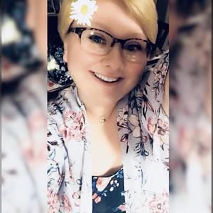 Meet your Posher, Deanna